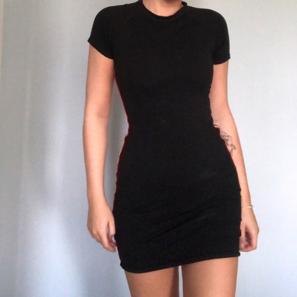 Black bodycon t-shirt dress - Picture 2 of 2